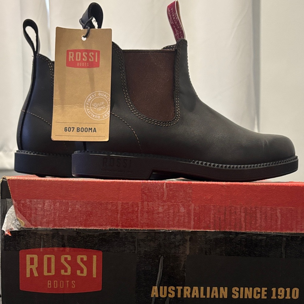 Rossi boots Australian